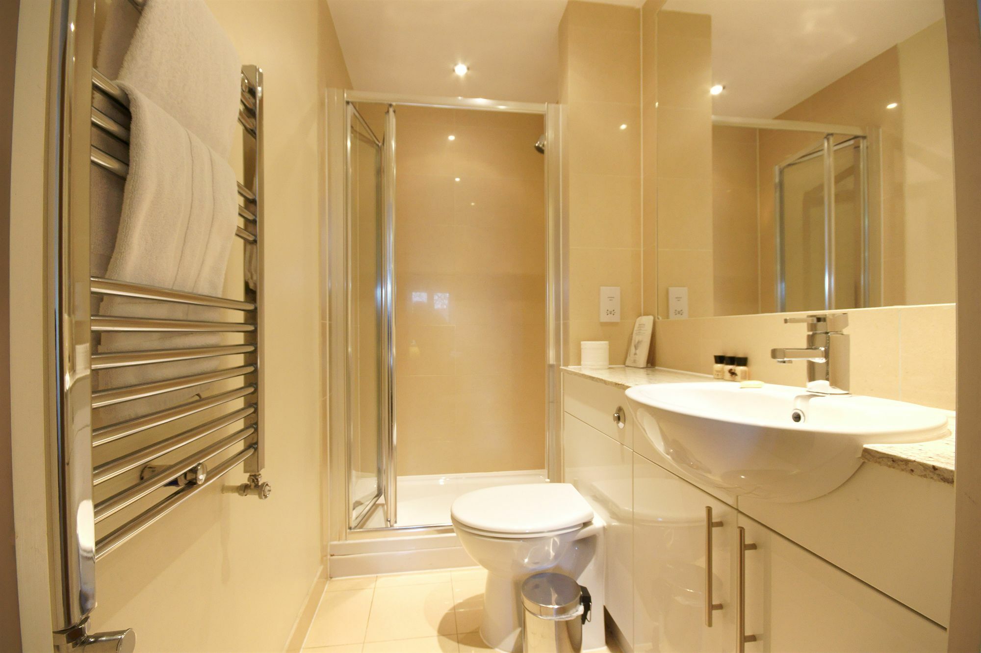 alojamiento Drive apartamentos Enfield Exterior foto